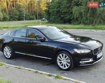 Вольво S90, об'ємом двигуна 2 л та пробігом 31 тис. км за 29900 $, фото 1 на Automoto.ua