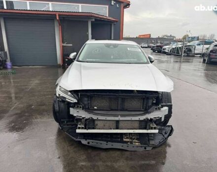 Вольво С90, объемом двигателя 2 л и пробегом 159 тыс. км за 15500 $, фото 1 на Automoto.ua