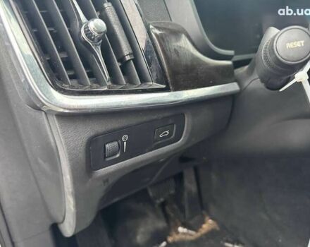 Вольво С90, объемом двигателя 2 л и пробегом 159 тыс. км за 15500 $, фото 13 на Automoto.ua