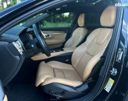 Вольво С90, объемом двигателя 0 л и пробегом 163 тыс. км за 32490 $, фото 17 на Automoto.ua