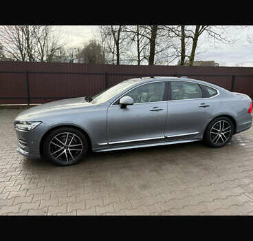 Вольво С90, объемом двигателя 1.97 л и пробегом 230 тыс. км за 18999 $, фото 3 на Automoto.ua