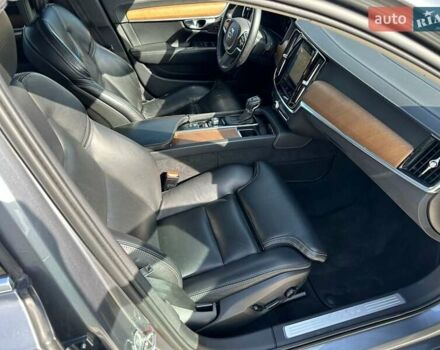 Вольво С90, объемом двигателя 1.97 л и пробегом 230 тыс. км за 18999 $, фото 13 на Automoto.ua