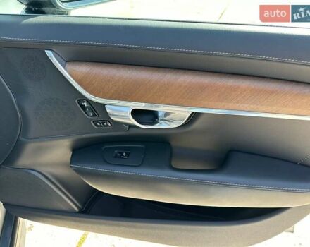 Вольво С90, объемом двигателя 1.97 л и пробегом 230 тыс. км за 18999 $, фото 14 на Automoto.ua