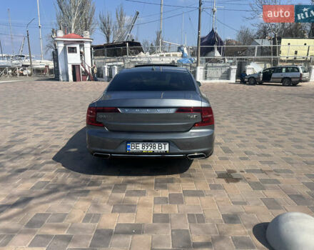 Вольво С90 2016 в Николаеве на Automoto.ua Серый Вольво С90, объемом двигателя 2 л и пробегом 75 тыс. км за 28500 $, фото 2 на Automoto.ua