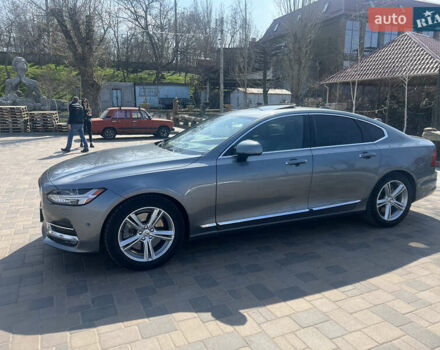 Вольво С90 2016 в Николаеве на Automoto.ua Серый Вольво С90, объемом двигателя 2 л и пробегом 75 тыс. км за 28500 $, фото 5 на Automoto.ua