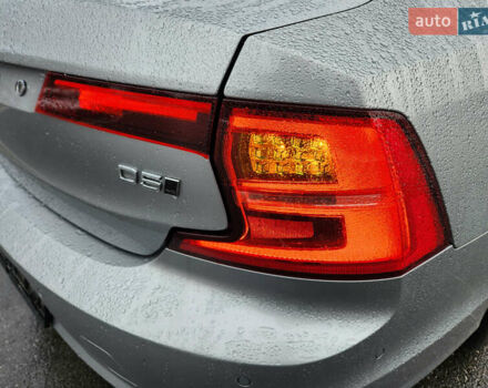 Серый Вольво С90, объемом двигателя 1.97 л и пробегом 196 тыс. км за 24500 $, фото 8 на Automoto.ua