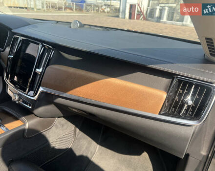 Вольво С90 2016 в Николаеве на Automoto.ua Серый Вольво С90, объемом двигателя 2 л и пробегом 75 тыс. км за 28500 $, фото 14 на Automoto.ua