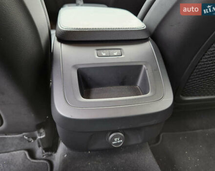 Серый Вольво С90, объемом двигателя 1.97 л и пробегом 196 тыс. км за 24500 $, фото 15 на Automoto.ua