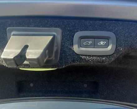 Сірий Вольво S90, об'ємом двигуна 2 л та пробігом 36 тис. км за 28000 $, фото 13 на Automoto.ua