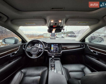 Серый Вольво С90, объемом двигателя 1.97 л и пробегом 196 тыс. км за 24500 $, фото 40 на Automoto.ua