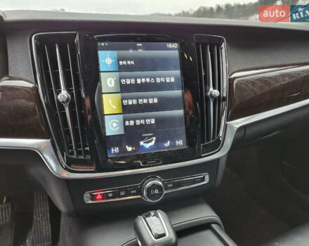 Серый Вольво С90, объемом двигателя 1.97 л и пробегом 196 тыс. км за 24500 $, фото 28 на Automoto.ua