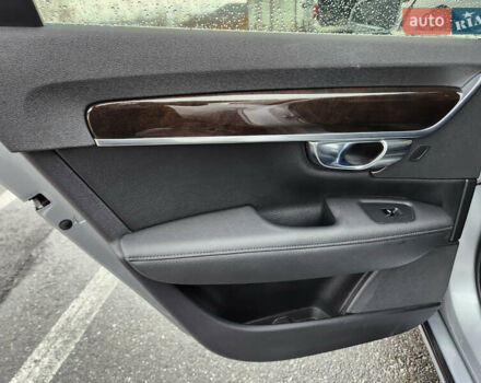 Серый Вольво С90, объемом двигателя 1.97 л и пробегом 196 тыс. км за 24500 $, фото 14 на Automoto.ua