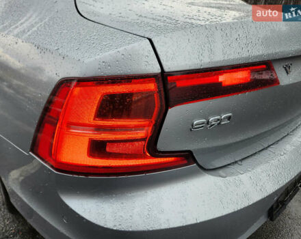 Серый Вольво С90, объемом двигателя 1.97 л и пробегом 196 тыс. км за 24500 $, фото 2 на Automoto.ua