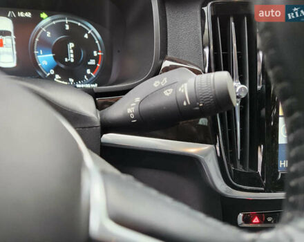 Серый Вольво С90, объемом двигателя 1.97 л и пробегом 196 тыс. км за 24500 $, фото 27 на Automoto.ua