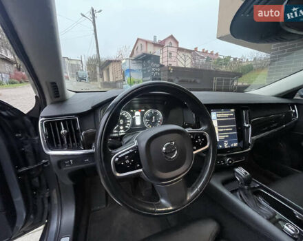 Серый Вольво С90, объемом двигателя 1.97 л и пробегом 398 тыс. км за 16800 $, фото 33 на Automoto.ua