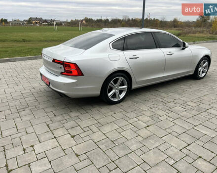 Серый Вольво С90, объемом двигателя 1.97 л и пробегом 115 тыс. км за 20400 $, фото 5 на Automoto.ua