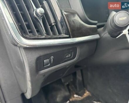 Серый Вольво С90, объемом двигателя 2 л и пробегом 159 тыс. км за 15500 $, фото 13 на Automoto.ua