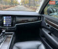 Сірий Вольво S90, об'ємом двигуна 2 л та пробігом 100 тис. км за 25000 $, фото 49 на Automoto.ua
