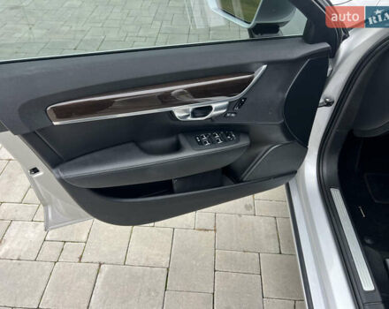 Серый Вольво С90, объемом двигателя 1.97 л и пробегом 115 тыс. км за 20400 $, фото 11 на Automoto.ua