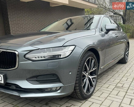 Серый Вольво С90, объемом двигателя 1.97 л и пробегом 398 тыс. км за 16800 $, фото 5 на Automoto.ua