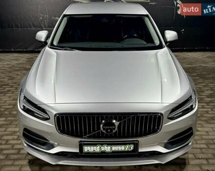 Серый Вольво С90, объемом двигателя 1.97 л и пробегом 144 тыс. км за 21300 $, фото 1 на Automoto.ua