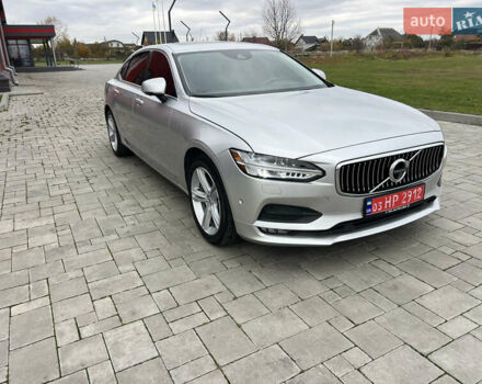 Серый Вольво С90, объемом двигателя 1.97 л и пробегом 115 тыс. км за 20400 $, фото 2 на Automoto.ua