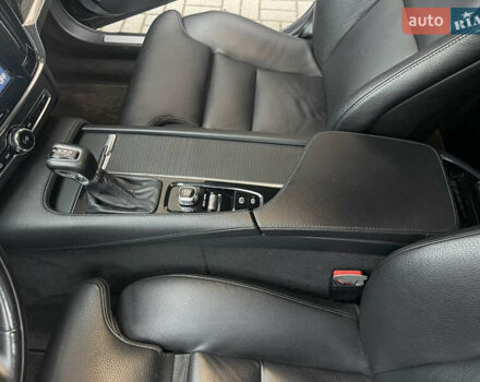 Серый Вольво С90, объемом двигателя 1.97 л и пробегом 398 тыс. км за 16800 $, фото 29 на Automoto.ua