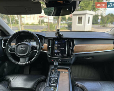 Серый Вольво С90, объемом двигателя 1.97 л и пробегом 275 тыс. км за 18950 $, фото 13 на Automoto.ua