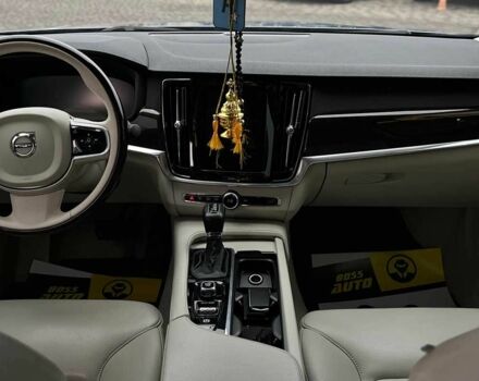 Серый Вольво С90, объемом двигателя 2 л и пробегом 171 тыс. км за 27200 $, фото 9 на Automoto.ua