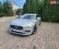 Серый Вольво С90, объемом двигателя 2 л и пробегом 127 тыс. км за 17900 $, фото 1 на Automoto.ua