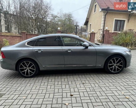 Серый Вольво С90, объемом двигателя 1.97 л и пробегом 398 тыс. км за 16800 $, фото 4 на Automoto.ua