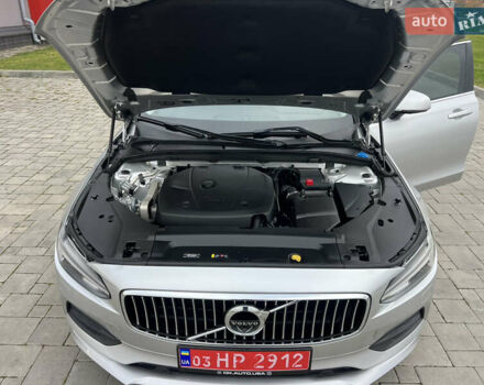 Серый Вольво С90, объемом двигателя 1.97 л и пробегом 115 тыс. км за 20400 $, фото 19 на Automoto.ua