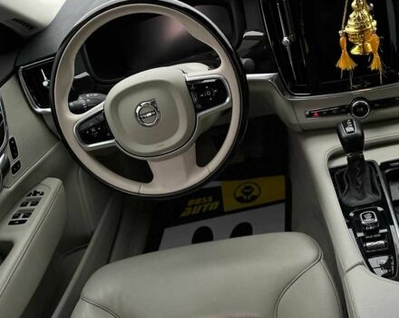 Серый Вольво С90, объемом двигателя 2 л и пробегом 171 тыс. км за 27200 $, фото 10 на Automoto.ua