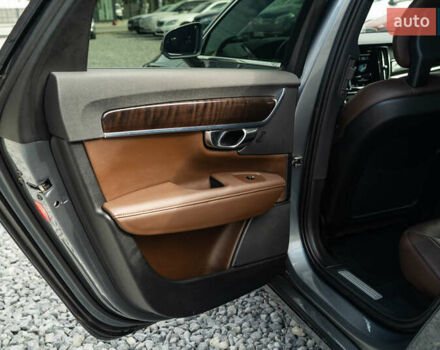 Вольво С90 2017 в Черновцах на Automoto.ua Серый Вольво С90, объемом двигателя 1.97 л и пробегом 189 тыс. км за 26900 $, фото 46 на Automoto.ua