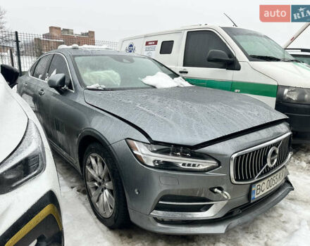 Серый Вольво С90, объемом двигателя 1.97 л и пробегом 130 тыс. км за 20900 $, фото 3 на Automoto.ua