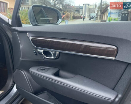 Серый Вольво С90, объемом двигателя 1.97 л и пробегом 398 тыс. км за 16800 $, фото 30 на Automoto.ua