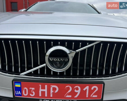Серый Вольво С90, объемом двигателя 1.97 л и пробегом 115 тыс. км за 20400 $, фото 9 на Automoto.ua