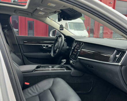 Сірий Вольво S90, об'ємом двигуна 2 л та пробігом 148 тис. км за 18999 $, фото 39 на Automoto.ua