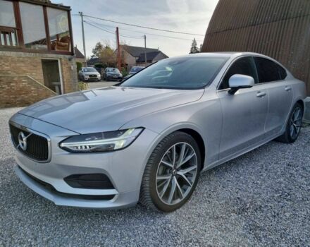 Серый Вольво С90, объемом двигателя 2 л и пробегом 77 тыс. км за 21000 $, фото 1 на Automoto.ua