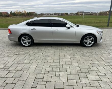 Серый Вольво С90, объемом двигателя 2 л и пробегом 115 тыс. км за 19300 $, фото 4 на Automoto.ua