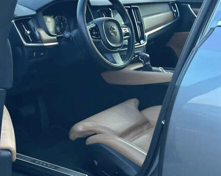 Серый Вольво С90, объемом двигателя 2 л и пробегом 43 тыс. км за 29000 $, фото 3 на Automoto.ua