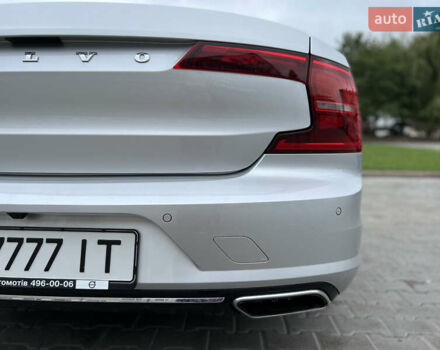 Серый Вольво С90, объемом двигателя 1.97 л и пробегом 48 тыс. км за 40000 $, фото 4 на Automoto.ua