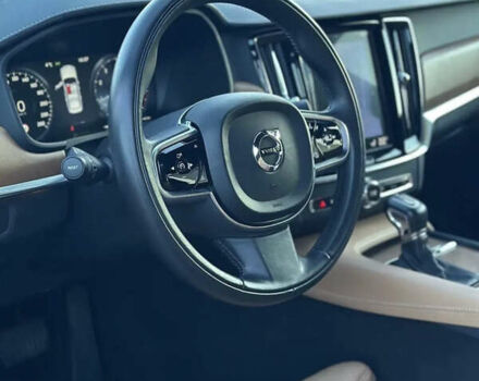 Серый Вольво С90, объемом двигателя 2 л и пробегом 43 тыс. км за 29000 $, фото 5 на Automoto.ua