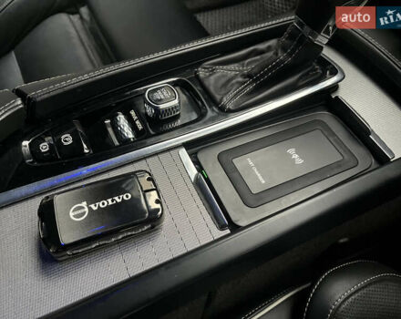 Серый Вольво С90, объемом двигателя 1.97 л и пробегом 114 тыс. км за 28500 $, фото 32 на Automoto.ua