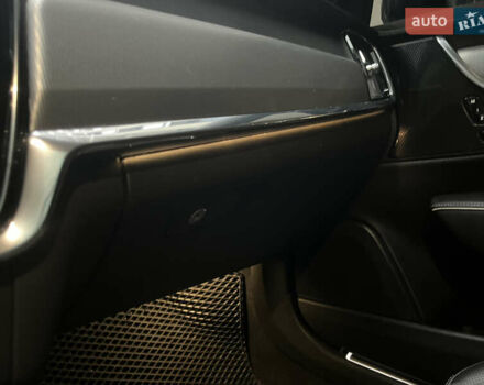 Серый Вольво С90, объемом двигателя 1.97 л и пробегом 114 тыс. км за 28500 $, фото 64 на Automoto.ua