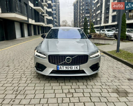 Серый Вольво С90, объемом двигателя 1.97 л и пробегом 114 тыс. км за 28500 $, фото 2 на Automoto.ua