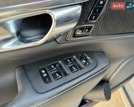 Серый Вольво С90, объемом двигателя 1.97 л и пробегом 170 тыс. км за 38999 $, фото 31 на Automoto.ua