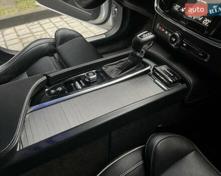 Серый Вольво С90, объемом двигателя 1.97 л и пробегом 114 тыс. км за 28500 $, фото 33 на Automoto.ua