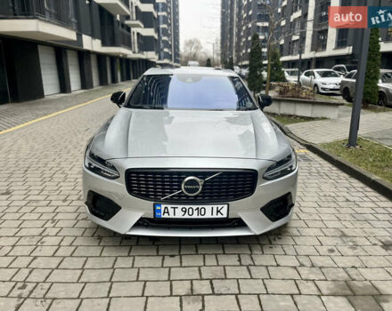 Серый Вольво С90, объемом двигателя 1.97 л и пробегом 114 тыс. км за 28500 $, фото 11 на Automoto.ua