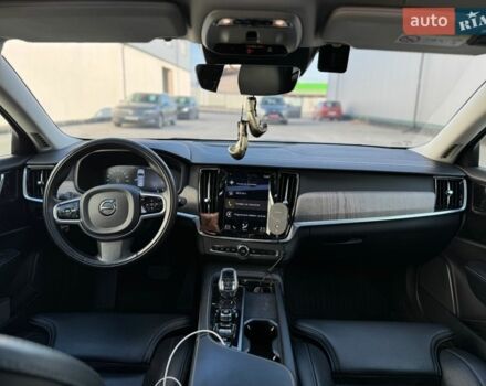 Серый Вольво С90, объемом двигателя 1.97 л и пробегом 170 тыс. км за 38999 $, фото 45 на Automoto.ua